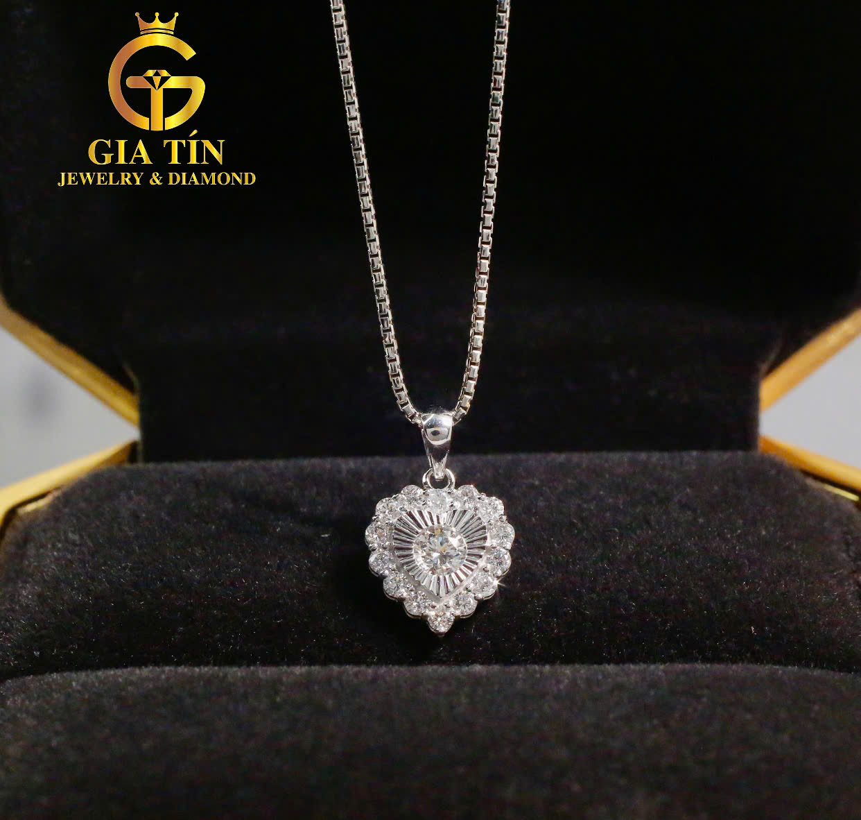 Mặt dây chuyền Cherished Heart