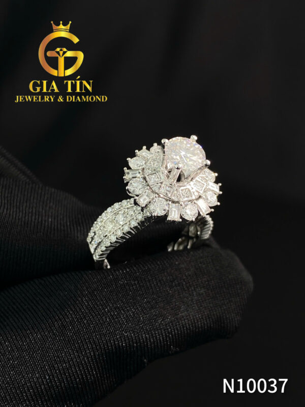 Ổ nhẫn "Imperial Glory"