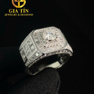 Nhẫn Regal Triumph