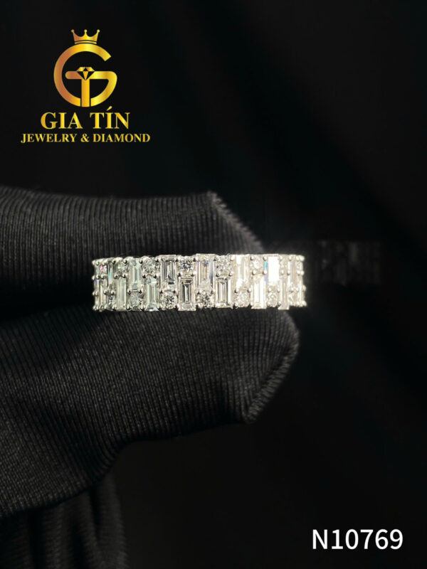 Nhẫn Timeless Brilliance