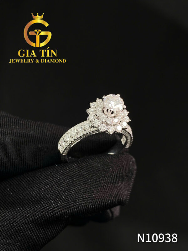 Ổ nhẫn Eternal Blossom