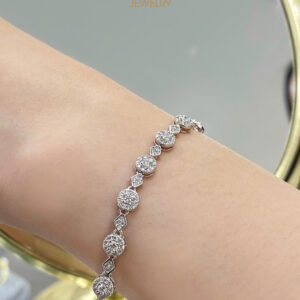 𝐋𝐚̆́𝐜 𝐓𝐚𝐲 𝐊𝐢𝐦 𝐂𝐮̛𝐨̛𝐧𝐠 𝐑𝐚𝐝𝐢𝐚𝐧𝐭 𝐆𝐫𝐚𝐜𝐞 - Image 2