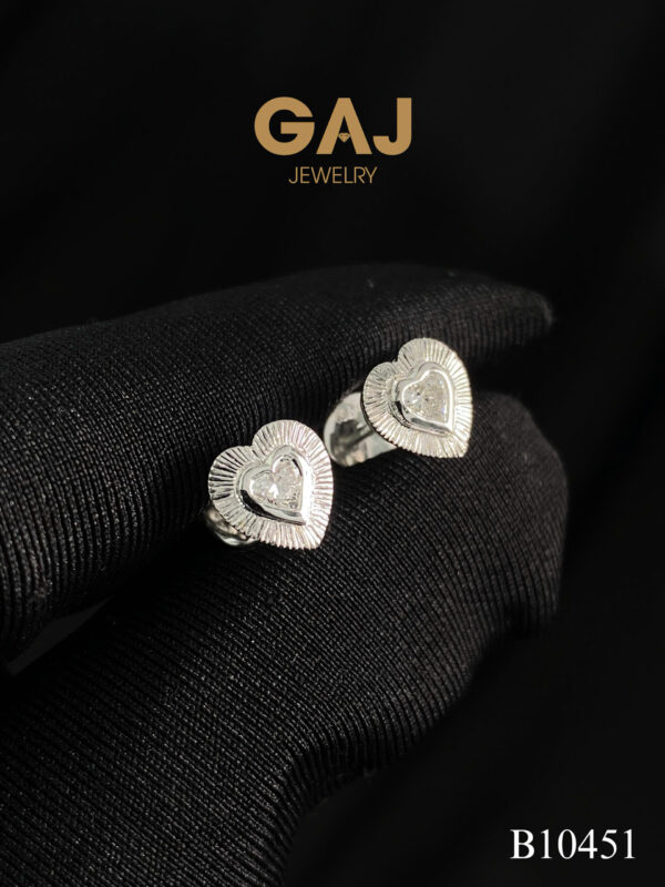 Bông tai "Eternal Love"